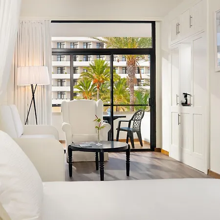 H10 Conquistador Hotel 4*