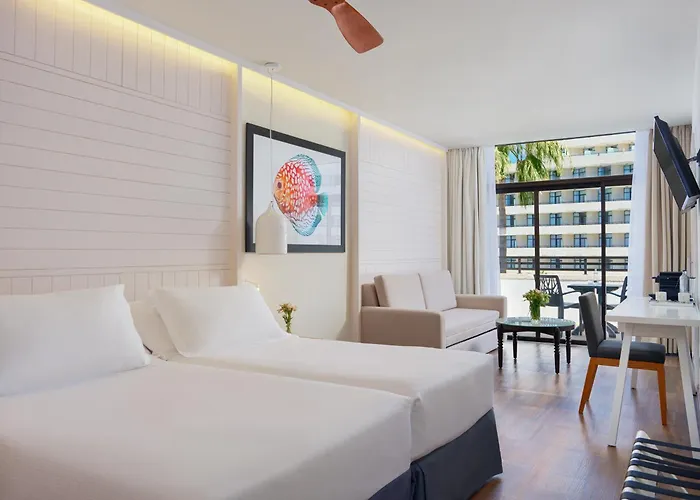 H10 Conquistador Szálloda 4*