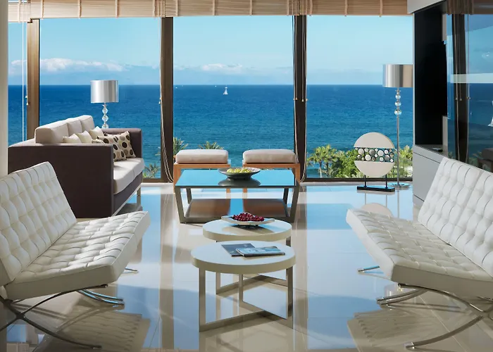 H10 Conquistador Szálloda