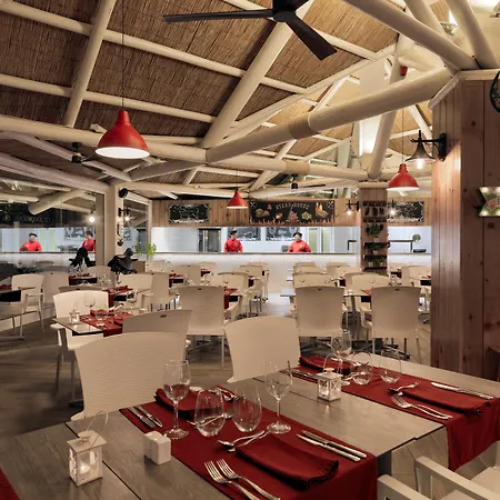 H10 Conquistador Плая-де-лас-Америкас