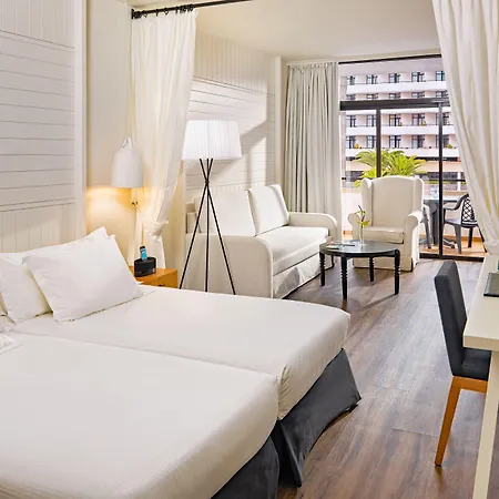 Отель H10 Conquistador 4*